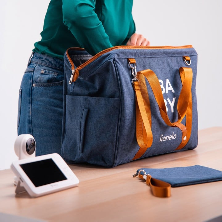 Elegant Lionelo Ida pushchair changing bag