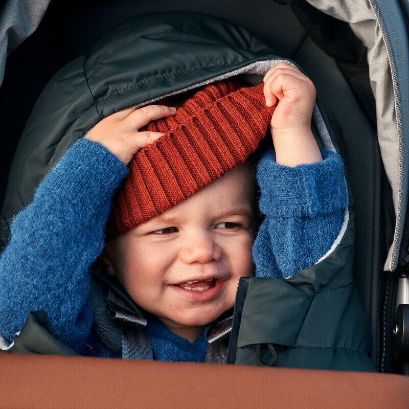 Joolz winter footmuff — barrier against cold, wind and rain