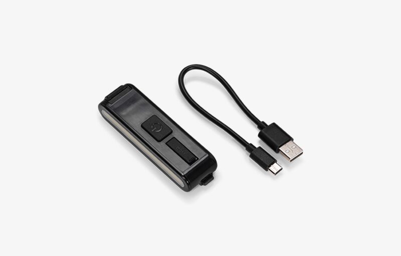 Joolz LED light — box contents: light and USB cable