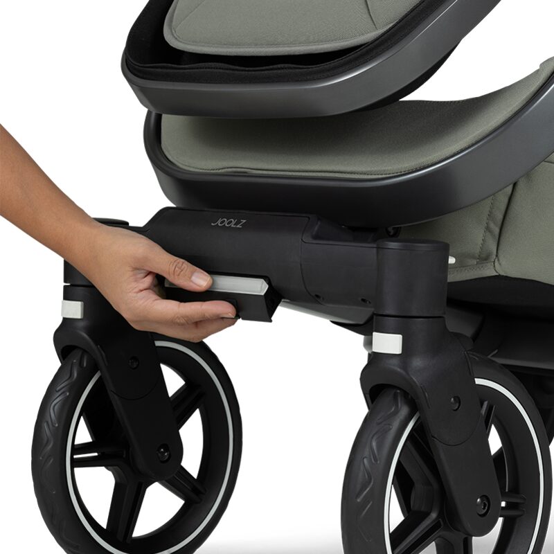 Joolz Geo3 LED — mounted on pushchair frame, visible in the dark