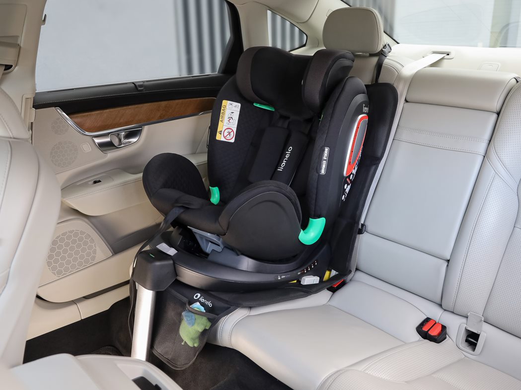 Mata ochronna Lionelo Sikker pod fotelik samochodowy