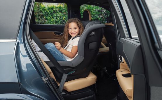 Cestujte proti směru jízdy s Britax Römer Safe-Way M