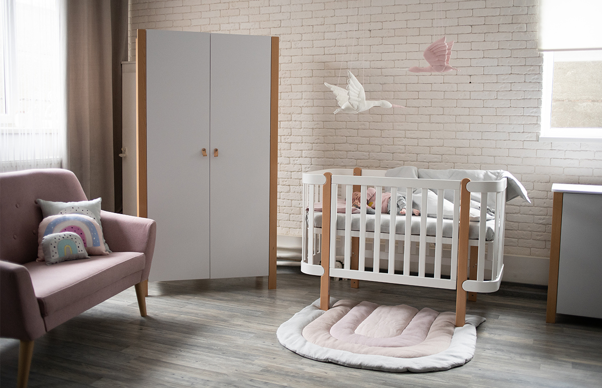 Elegantní a funkční dětská skříň Veres Monaco 960