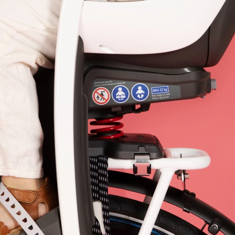 Hamax Caress spring suspension and rear rack mounting system