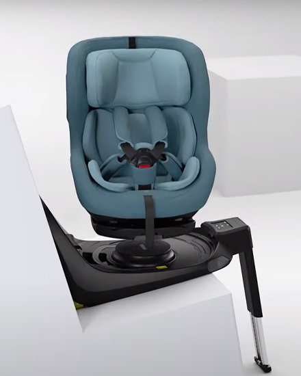 Technologie EasyDock v Thule Elm