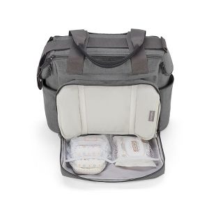 Detachable clutch with changing mat