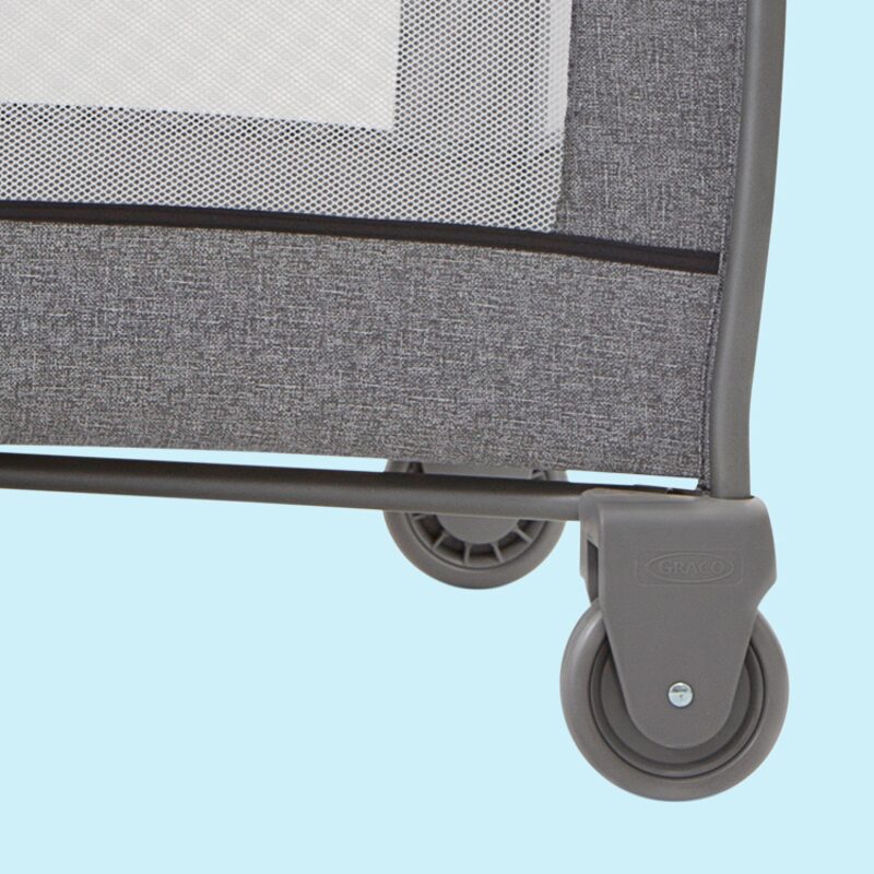 Graco Contour Electra 2 wheels for easy room-to-room movement