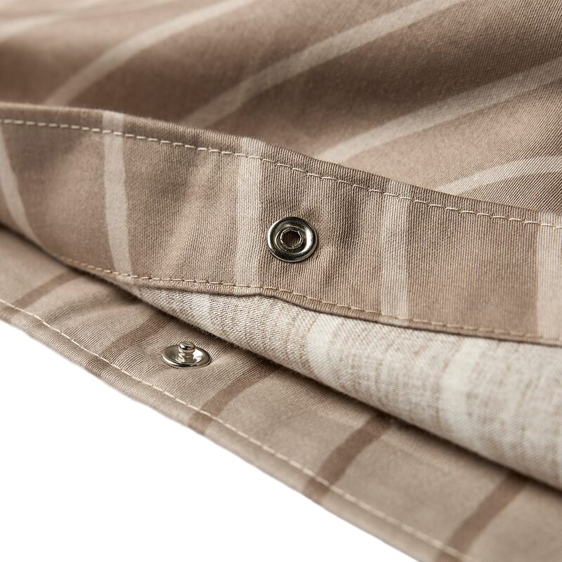 Leander Meadow bedding Sage Green — close-up on press-stud fastening