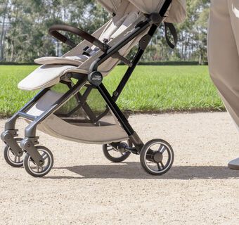 Odpružení kol Britax Romer Flylite