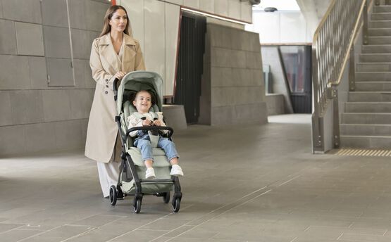 Kompletní výbava v balení &mdash; Britax Romer Flylite