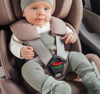 Britax Romer Swivel 2 – velmi bezpečné 5bodové pásy