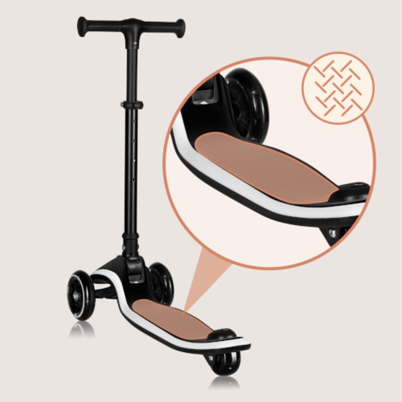 Lionelo Mey anti-slip deck with LED lighting