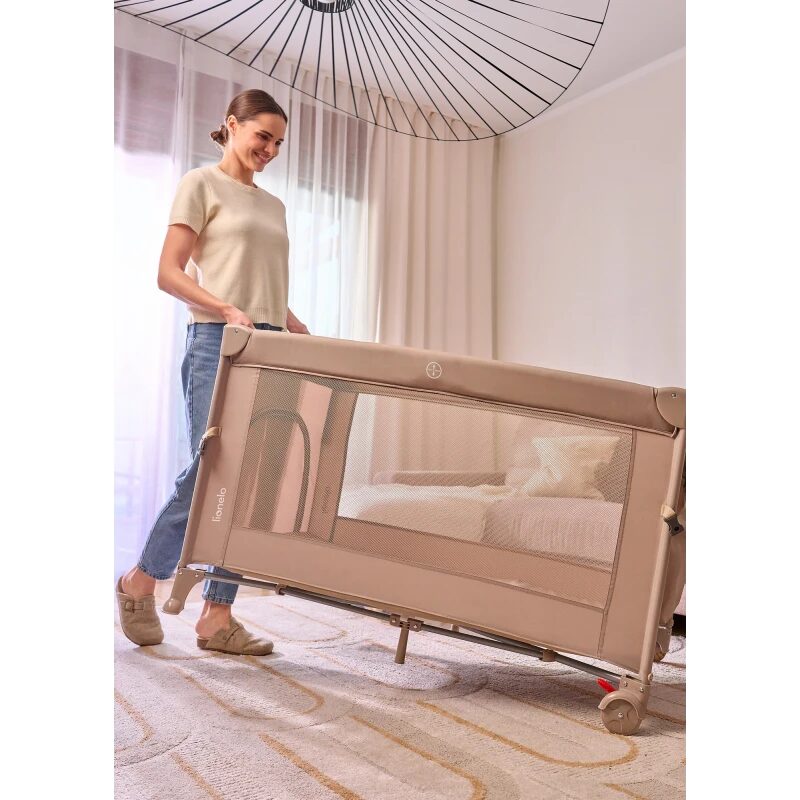 Lionelo Ellen 3-in-1 cot on wheels easy to move