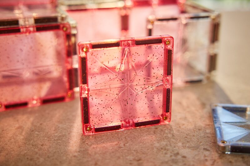 Třpytivé magnetické kostky Cleverclixx Glitter Tiles — jiskřící konstrukce pro kreativní děti