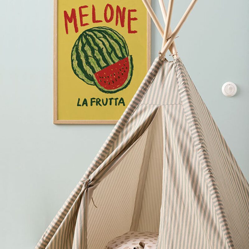 Kids Concept stan Tipi Off white v dětském pokoji