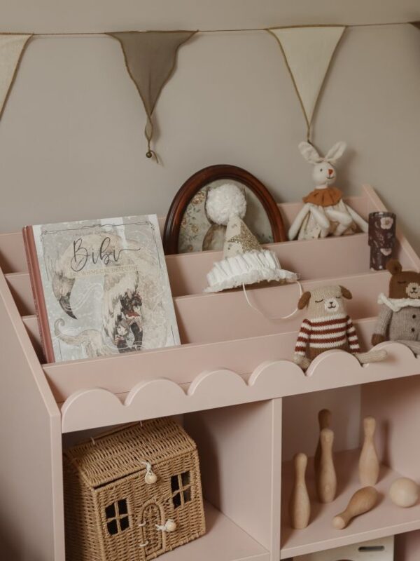 Bellamy BooK NooK bookshelf — front view