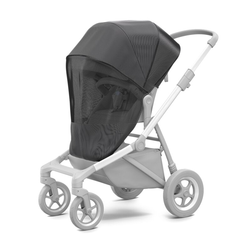 Thule Sleek moskytiéra namontovaná na sportovním kočárku