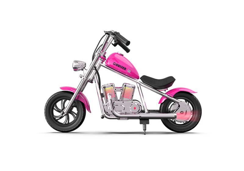 Hyper GoGo Cruiser s namontovanou sadou Růžové Barbie - pohled na celý motocykl
