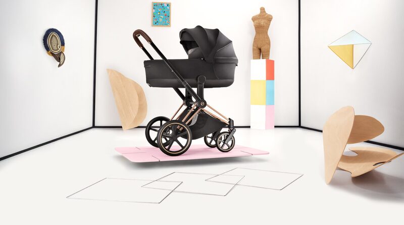 Cybex Priam 5.0 kočárek 2v1 se sklápěcí korbou Fold Lux v elegantním interiéru