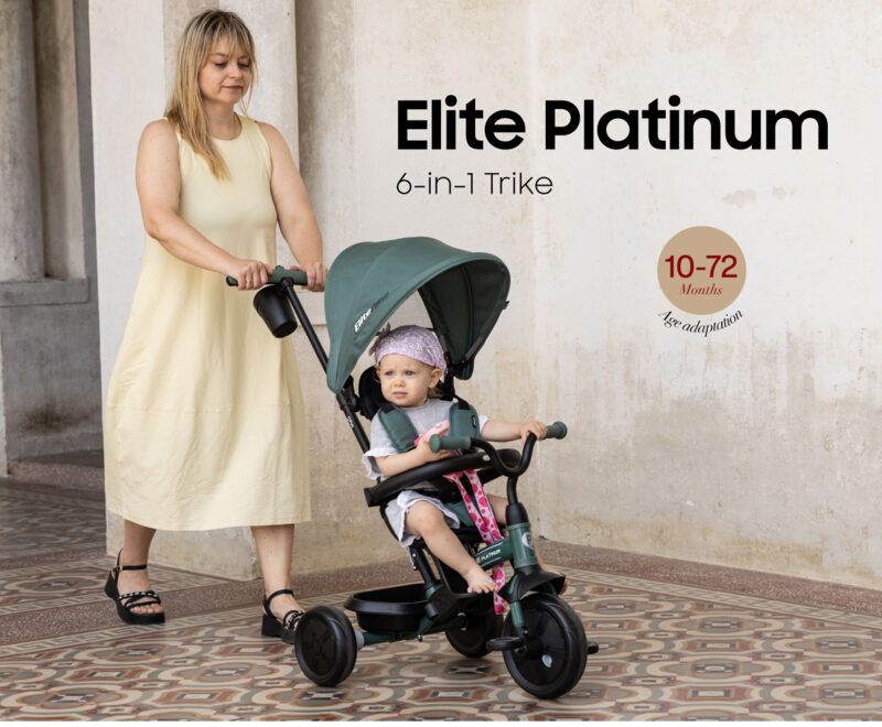 QPlay Elite Platinum Green — przegląd cech: stříška UV, 5bodové pásy, uchwyt na kubek, nastavitelny pchacz, stupačky, brzda, kola EVA