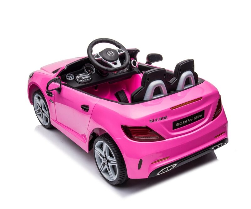 Milly Mally Mercedes-Benz SLC Pink — kokpit z prędkościomierzem