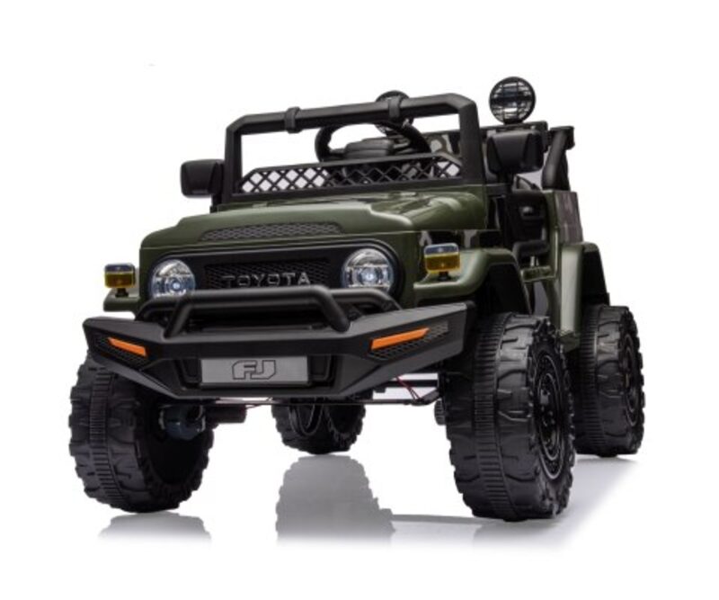 Milly Mally Toyota FJ Cruiser Army — kokpit