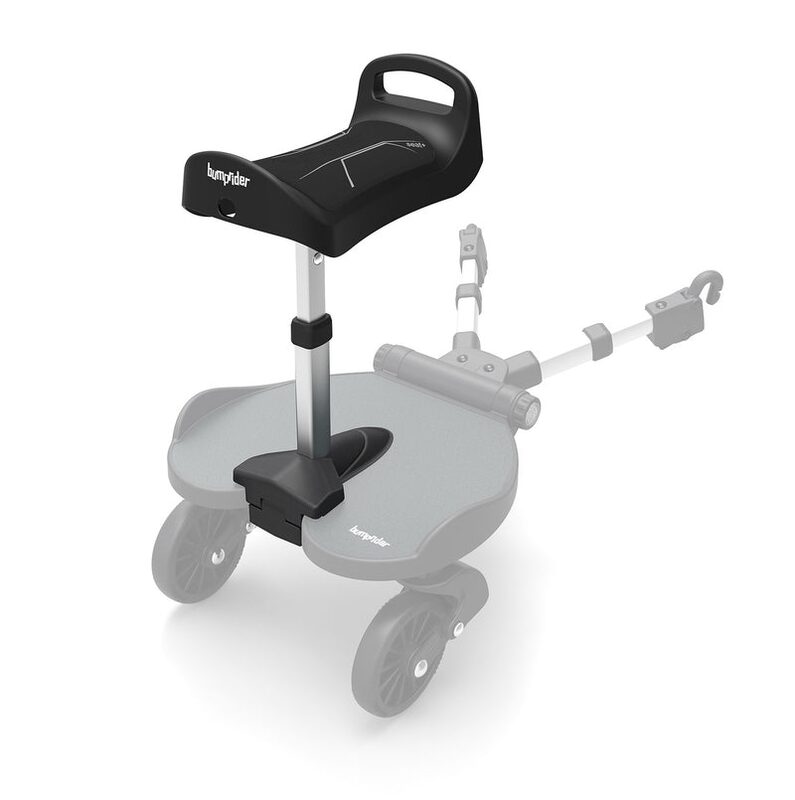 Bumprider Sit — pohled na sedátko s madlem namontované na platformě přídavné sedačky