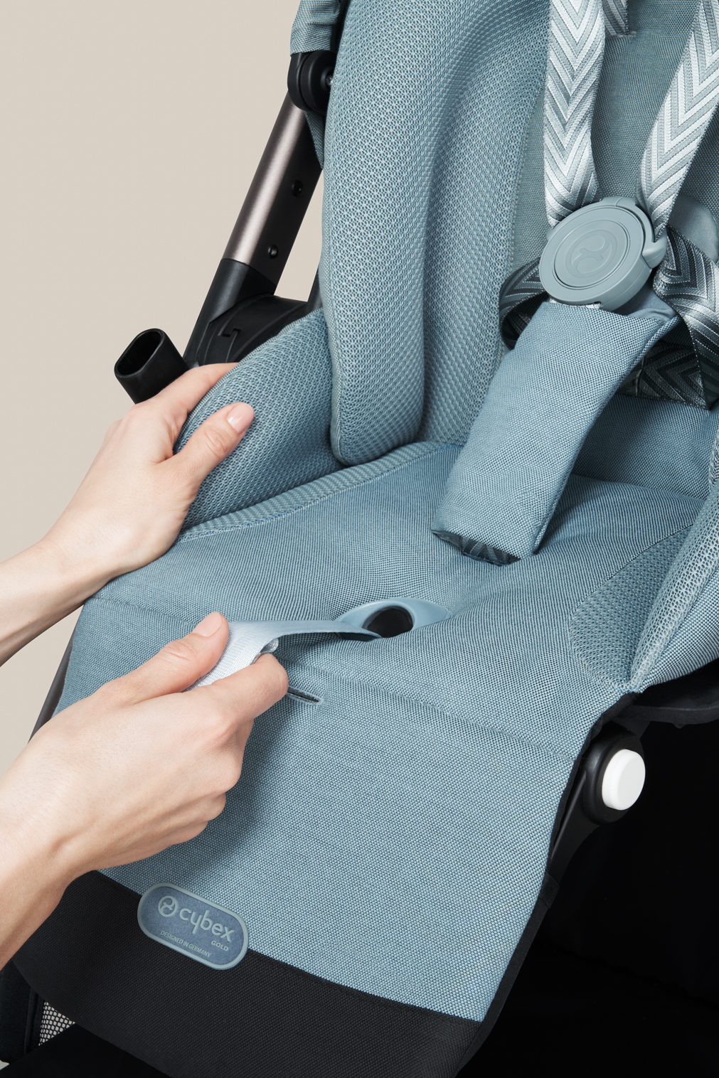 Regulace pásů Cybex Balios S Lux 2.0