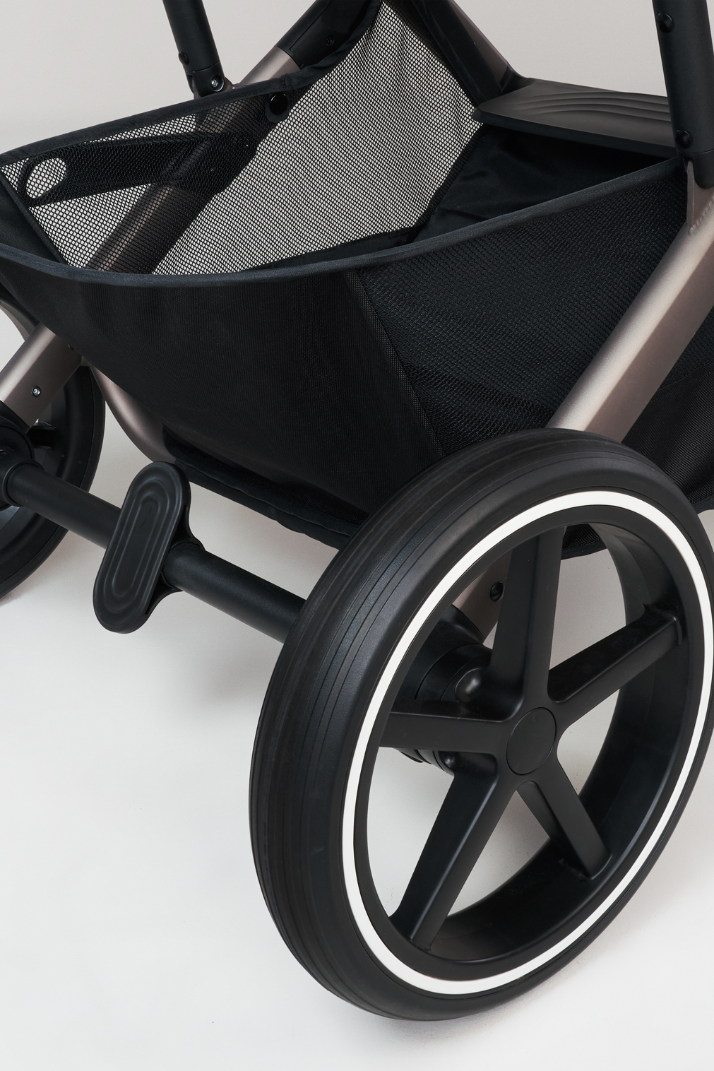Prostorný koš Cybex Balios S Lux 2.0
