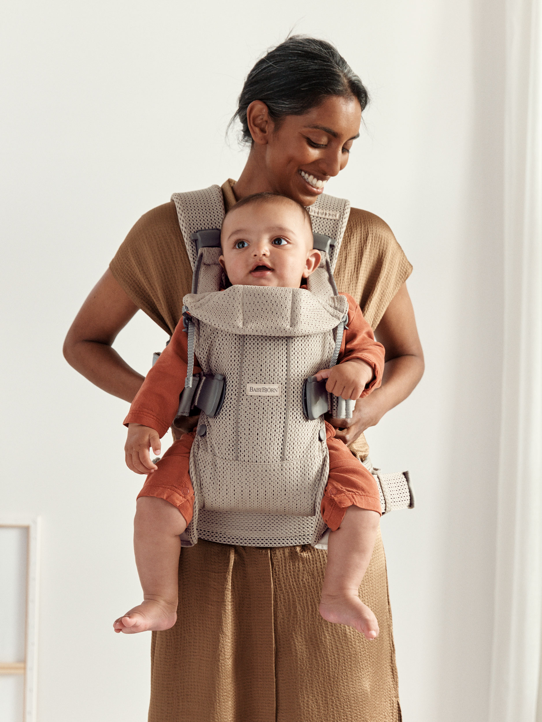 BabyBjorn One Air nosítko se 4 pozicemi nošení