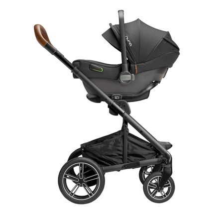 Fotelik Nuna Pipa Next 0-13 kg z bazą obrotową Base Next 360