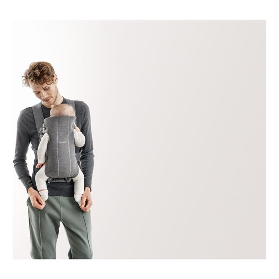 BabyBjorn Mini nosítko 3D Jersey Dark grey, Rodzaj: Jersey, Kolor: Dark grey, 9 zdjęcie
