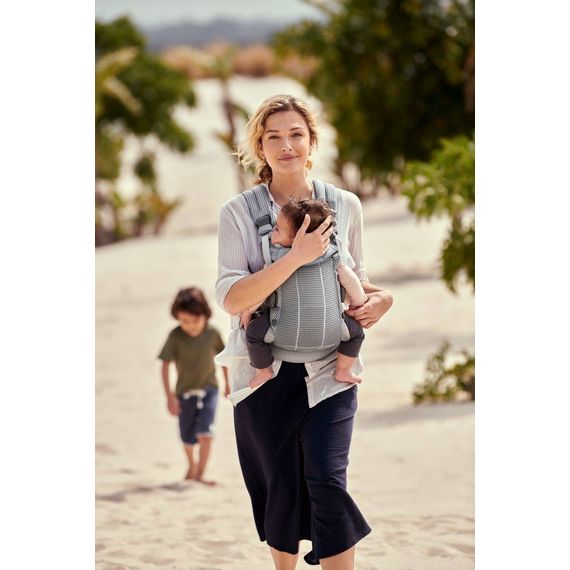 BabyBjorn Harmony nosítko 3D Mesh Silver, Rodzaj: nosidełko, Kolor: Silver, 47 zdjęcie