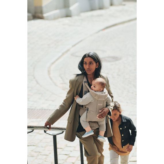 BabyBjorn Move nosítko 3D Mesh Grey Beige, Kolor: Grey Beige, 12 zdjęcie