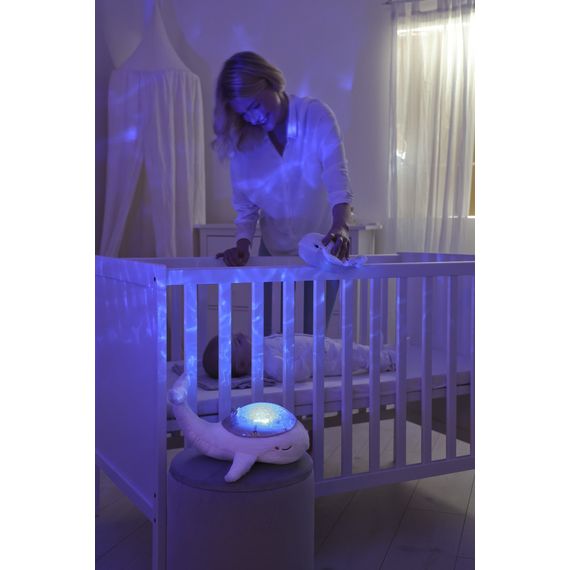 Cloud B Tranquil Whale White Family lampka nocna z projektorem i grzechotką, 5 zdjęcie
