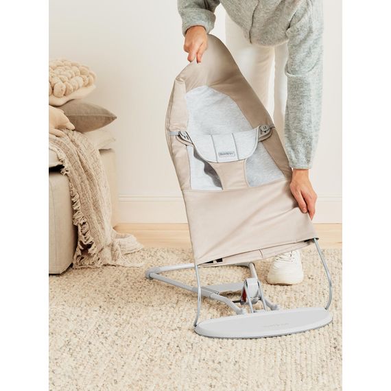 BabyBjorn Balance Soft lehátko Woven/Jersey - Light Pink/Grey, Rodzaj: Woven/Jersey, Kolor: Light pink/Grey, 6 zdjęcie