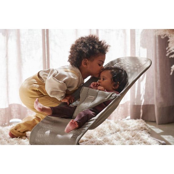 Babybjorn Bliss leżaczek Mesh Grey Beige +  zabawka Googly Eyes Pastels, 10 zdjęcie
