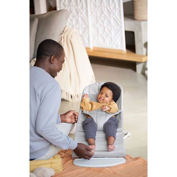 BabyBjorn Bliss lehátko Woven Petal Quilt Light Grey, Rodzaj: Woven Petal Quilt, Kolor: Light grey, 21 zdjęcie