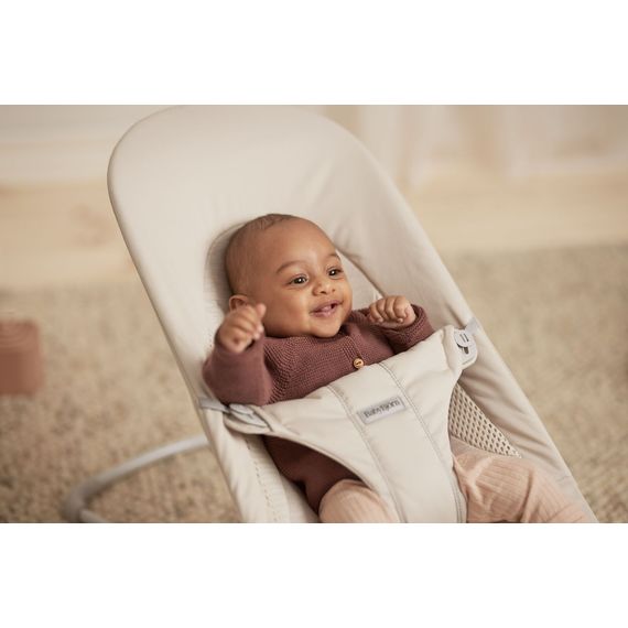 BabyBjorn Balance Soft Woven/JerseyTri Fabric Jasny Beż + zabawka do leżaczka Googly Eyes, Rodzaj: Woven/Jersey Tri Fabric, Kolor: Jasny Beige, 22 zdjęcie
