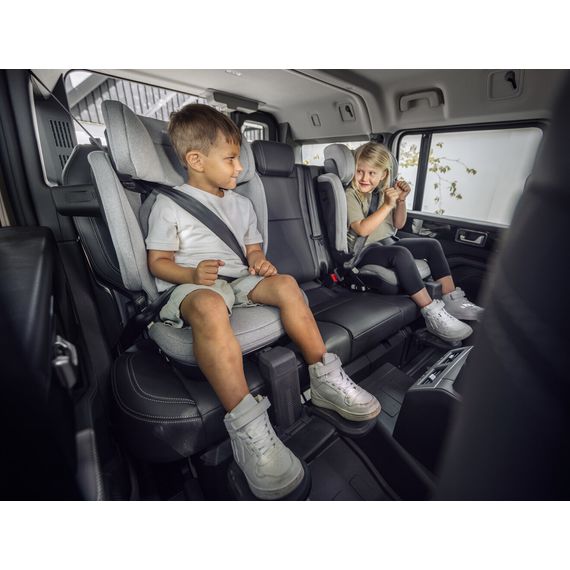 Thule Palm s podnožkou - autosedačka pro větší děti (100 - 150 cm | 15 - 36 kg | 3 - 12 let), Kolor: Mid Gray, 6 zdjęcie