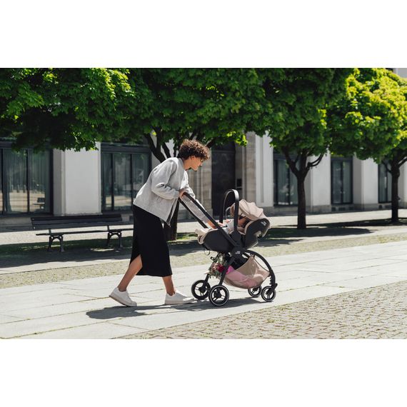Britax Romer Rio - kočárek 2v1 hluboký a sportovní, Rodzaj wózka: głęboko-spacerowy, Kolor materiału: Style - Teak, 19 zdjęcie