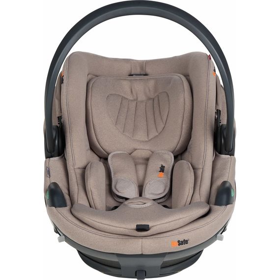 BeSafe Go Beyond² z bazą Beyond - rozkładany fotelik samochodowy dla niemowląt  (40 - 87 cm | 0 - 13 kg | 0 - 18 miesięcy), Baza: Beyond Base, Kolor: Dark Sand SoftBreeze, 13 zdjęcie