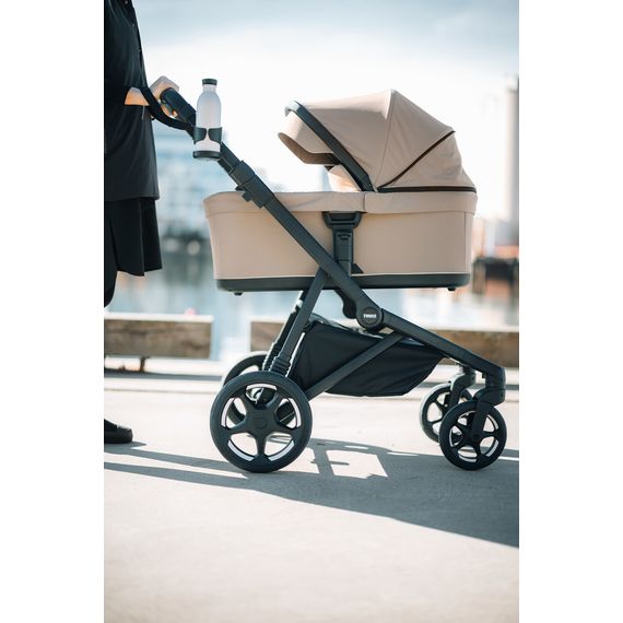 Thule Sleek 2 kočárek rok po roce, Rodzaj wózka: rok po roku, Kolor materiału: Tinted Taupe, Kolor ramy: Black, 14 zdjęcie