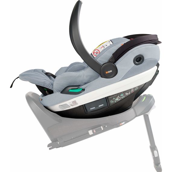 BeSafe Go Beyond z Beyond 2 360 i bazą Beyond  - obrotowy zestaw modularny ( 40 - 125 cm | 0 - 22 kg | 0 - 6 lat), Baza: zestaw modularny z bazą Beyond Base, Kolor: Peak Mesh, 9 zdjęcie