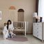 Veres Monaco Velour – postýlka se sklopnou bočnicí (120×60 cm), verze mini (80×60 cm) – Velour Cappuccino White, Rozmiar: 80x60 lub 120x60 cm, Kolor: Velour Cappuccino White, 13 zdjęcie